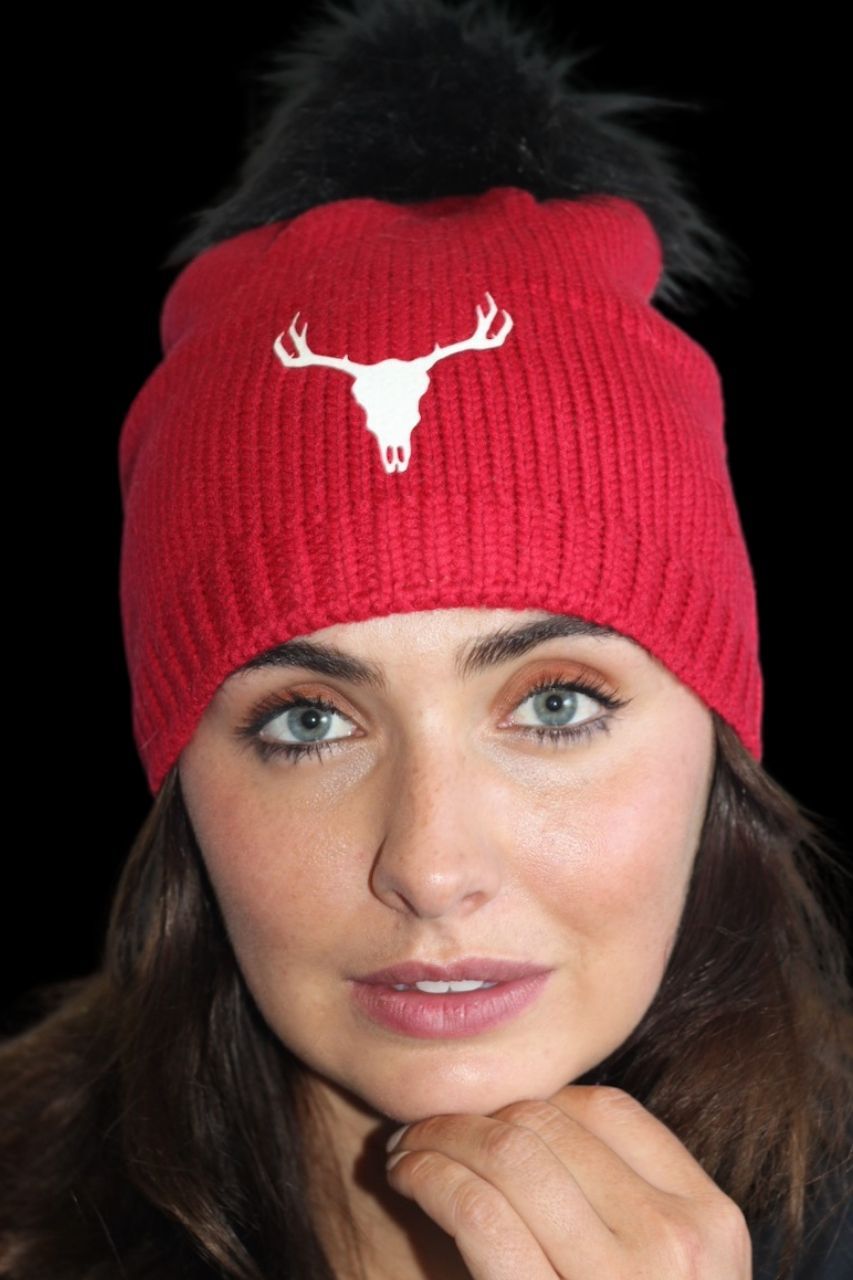 Luxe Skull Beanie - SnowsBest Exclusive